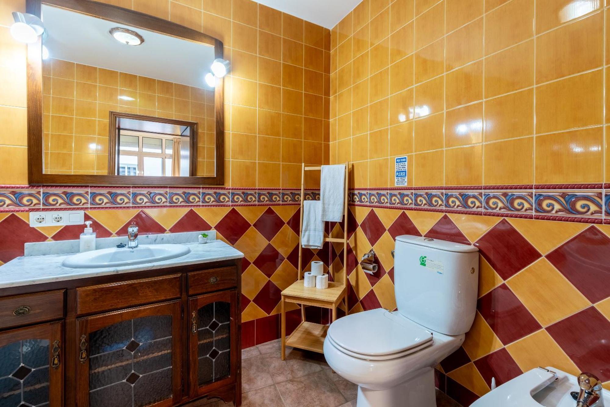 Aoa Casa Triana Familiar Con Terraza Appartement Sevilla Buitenkant foto